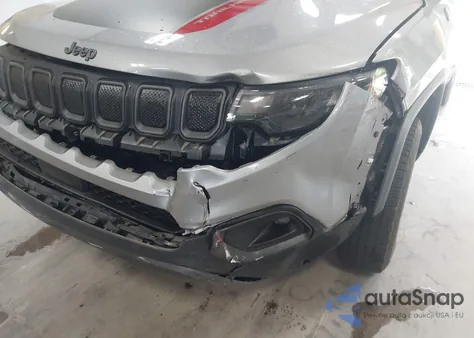 2022 Jeep Compass Trailhawk 4X4 z USA, uszkodzony, nr VIN 3C4NJDDB1NT201339